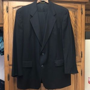 Hart Schaffner & Marx Men’s Suit